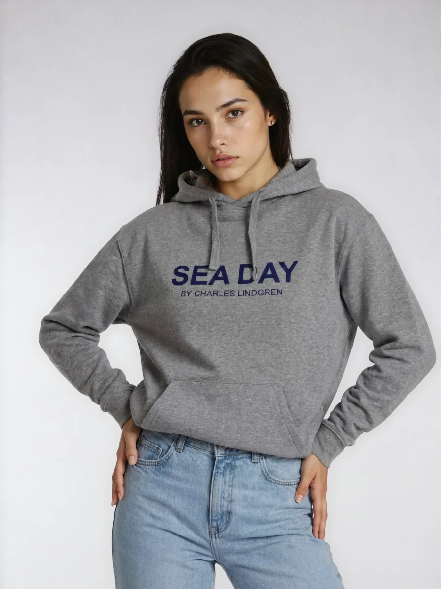 Charles Lindgren® – Damen & Unisex Hoodie „Sea Day“ in Grau – Bild 2